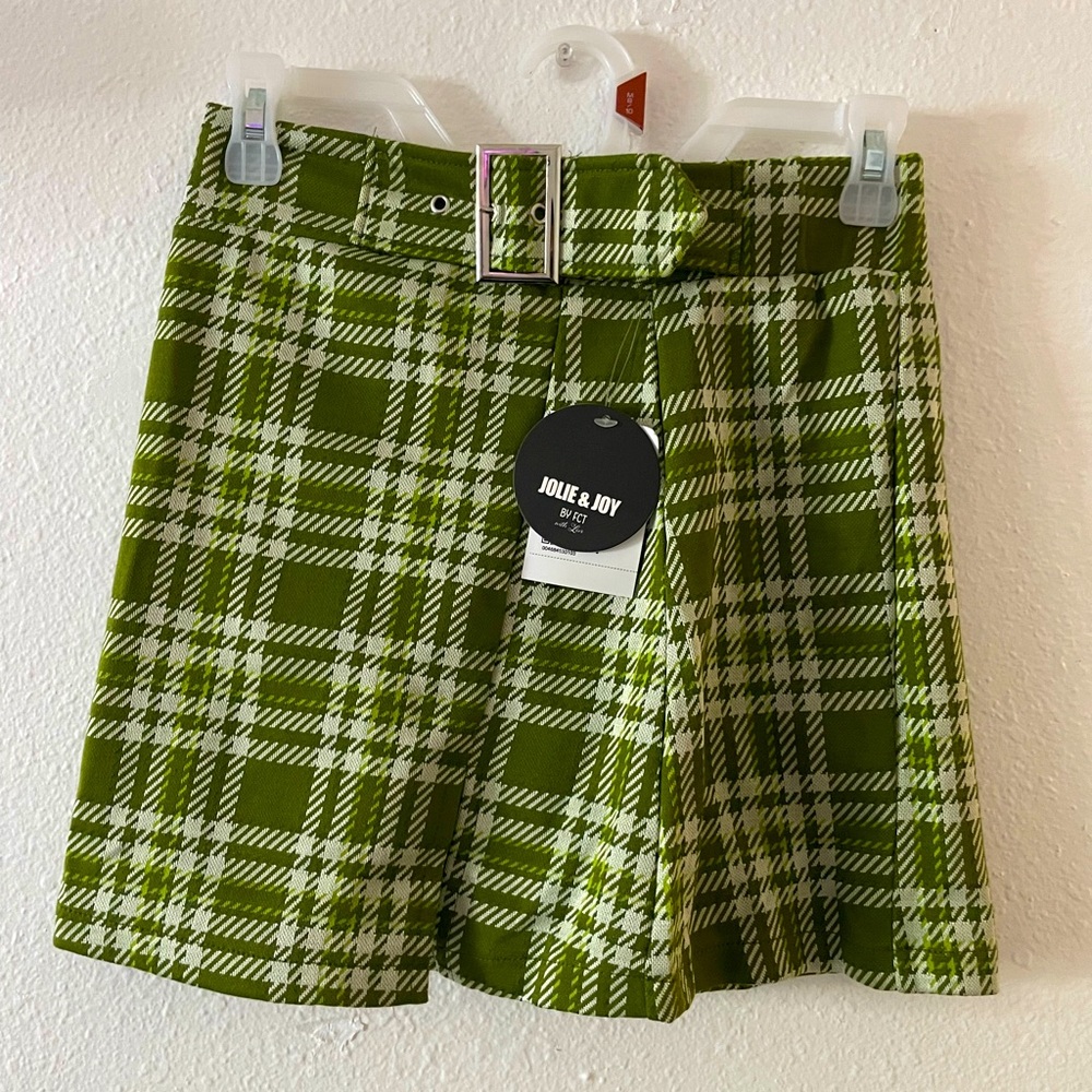 Green plaid mini skirt